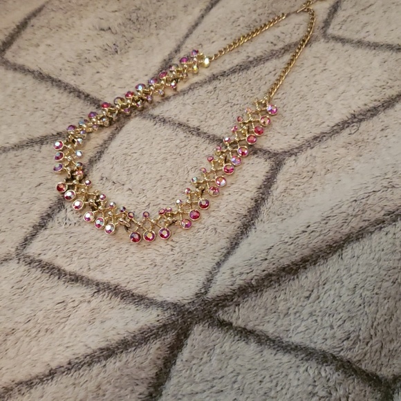 Jewelry - 😍Beautiful Vintage Necklace 😍